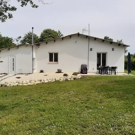 Gite En Pleine Nature, A La Douceur Des Chenes Maubec  Esterno foto